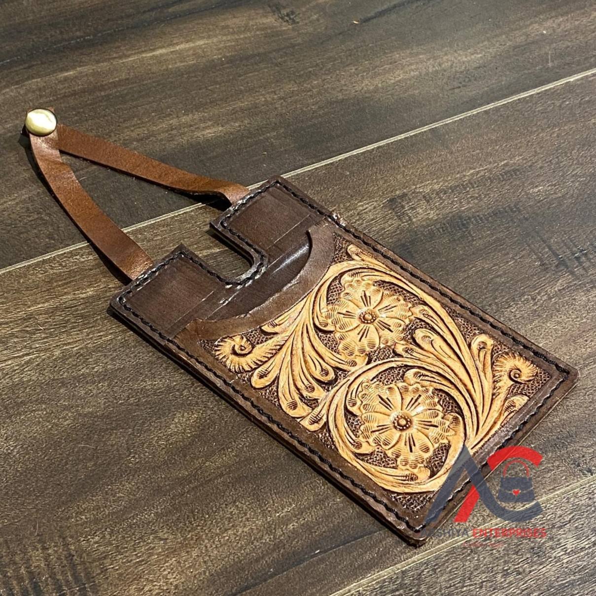 สีน้ำตาล