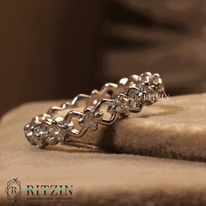 Bague de mariage en or rose pour femme, sertie de moissanite taille princesse, style unique, entièrement sertie de griffes - Product Image 3