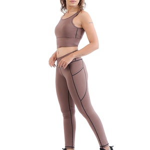 Leggings de yoga pour femmes en spandex/nylon/polyester de haute qualité, fabriqués sur mesure par un fabricant spécialisé, garantissent une qualité de gros haut de gamme. - Product Image 1