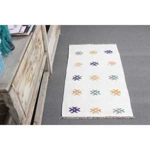 Tapis Kilim vintage 1,8 x 3,3 pieds, tapis turc, tapis en laine blanc patchwork - Product Image 3