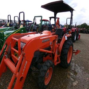 Pour tracteur L2800 4x4, composants essentiels du moteur de pompe 50 CV, prêts à être expédiés, livraison rapide, prix de gros offert - Product Image 1