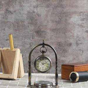 เข็มทิศทองเหลืองโบราณสีดำสำหรับตกแต่งบ้านดีไซน์มินิมอลโต๊ะน้ำหนักเบาสำหรับการตกแต่งภายในห้องนั่งเล่น - Product Image 1