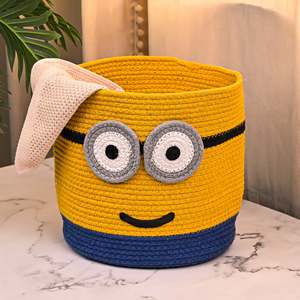 Panier de rangement en jute sur le thème des Minions pour la décoration de chambre - Product Image 1