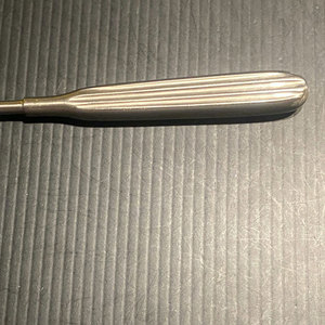 Retractor de Raíz Nerviosa Hess, Instrumentos Quirúrgicos Manuales de Alta Calidad, Duraderos y Reutilizables para Cirugía General - Product Image 3