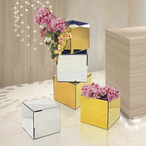 Columna de Espejo con Forma Cuadrada para Decoración de Hoteles y Restaurantes, Soportes para Flores al por Mayor al Precio Más Bajo - Product Image 4