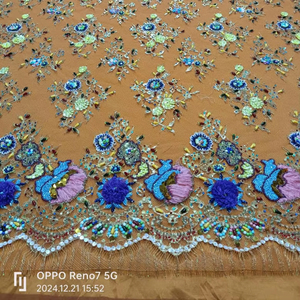 Vente chaude, dentelle africaine tricotée de haute qualité, tissu en dentelle à sequins brodés à la main avec des fleurs 3D en maille pour les robes de soirée pour femmes - Product Image 1