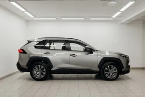 2025 T0Y00TAA RV4 SUV Petrol Auto matic Turbo Leather Seats <b>Panoramic</b> Sunroof LED Headlights Touch Screen - Product Image 6