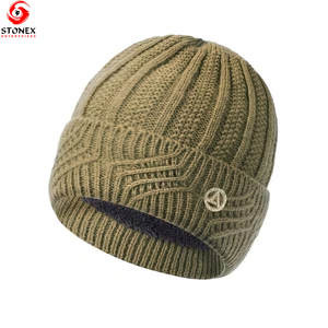 Gorro de Invierno de Felpa para Hombre, Diseño OEM de la Mejor Calidad, Logotipo y Color Personalizados, 100% Acrílico, Gorro Cálido para Playa y Viajes - Product Image 6