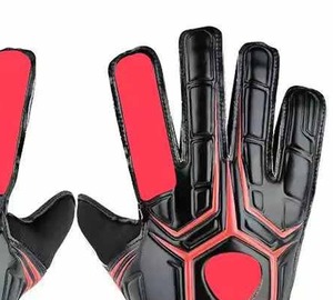 ถุงมือผู้รักษาประตูน้ำหนักเบาสไตล์ใหม่ออกแบบและโลโก้ตามต้องการ - Product Image 4
