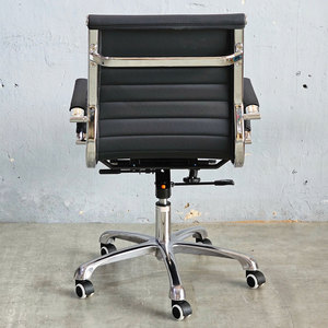 Chaise de bureau MFM07 à dossier bas, revêtement en similicuir de qualité supérieure, pivotante et réglable en hauteur, pour la maison ou l'atelier - Product Image 5