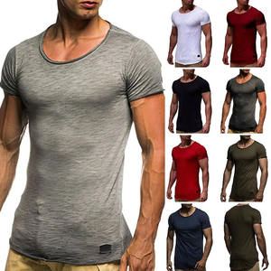 Camiseta de algodón 100% ligera de primera calidad para hombre, ajuste de gran tamaño con logotipo personalizado y ropa de calle, diseño de cuello para hombre - Product Image 3