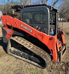 2020 Kubota, cargador de dirección deslizante de alto rendimiento, cargador de orugas, bomba de motor, componentes de núcleo de Motor para trabajos exigentes - Product Image 1