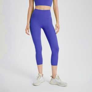 Mallas Capri de gimnasio para mujer, pantalones de yoga de cintura alta, transpirables, elásticos, flexibles, de compresión suave, ropa de entrenamiento cómoda - Product Image 2