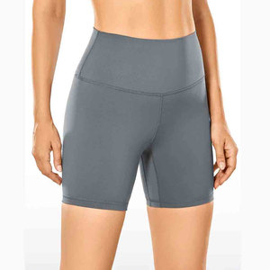 Shorts de sport pour femme, effet push-up, matière extensible douce et respirante, en promotion sur le web. - Product Image 1