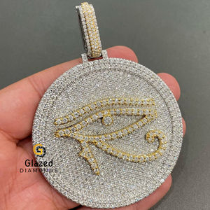 Colección de colgantes de Hip Hop Iced Out elaborada en oro blanco de 10kt con diamantes de moissanita, venta al por mayor, colección de joyas de Venta caliente - Product Image 1