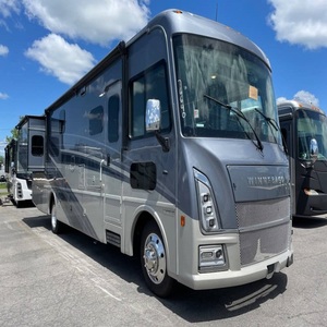 Winnebago A-d-v-e-n-t-u-r-e-r 34W 2025 en Perfectas Condiciones - Product Image 1