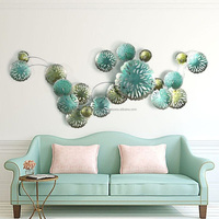 Décoration murale en métal pour la maison, décoration murale suspendue 3D en feuille de Ginkgo dorée avec cadre, Sculpture murale d'art en métal doré