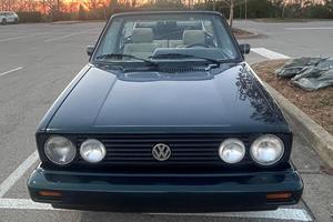 Volkswagen Cabriolet Classic Edición Coleccionista de 1993, Usado en Buen Estado - Product Image 6