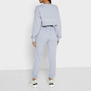 El último conjunto de Top corto informal de invierno para mujer, Top de jogging de nuevo estilo sólido con logotipo frontal, ajuste holgado, ODM, venta al por mayor de Pakistán - Product Image 4