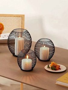 Bougeoir en métal de décoration de maison élégante de luxe stocké pour la décoration de Noël Bougeoir en fer design pour la maison et l'hôtel - Product Image 2