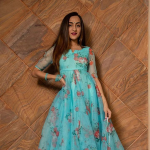 ชุดสูทอนาลกาลิ3ชิ้นสำหรับผู้หญิง - Product Image 1