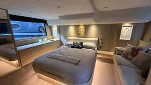 เรือพรีเมียมสำหรับเดินทะเล P-r-i-n-c-e-s-s 56 - Product Image 5