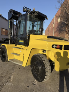 Offre exclusive aux enchères pour chariots élévateurs pneumatiques H330HD 2017, capacité de maintien de 33 000 LBS - Product Image 3