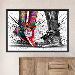 Impresión en Lienzo Elegante: Diseño Moderno de Zapatos con Graffiti para una Decoración Vibrante, Lienzo con Marco NEGRO - Product Image 1