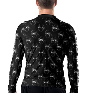 OEM Personnalisé Respirant Anti-bactérien Écologique Rash Guard pour Hommes Polyester/Nylon UPF50 Surf Plongée Compression Chemises BJJ - Product Image 3