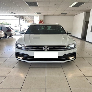 VOLKSWAGEN TIGUAN 2.0TDI 4MOTION COMFORTLINE R-LINE 2017 USADO, Volante a la Izquierda/Derecha - Product Image 1