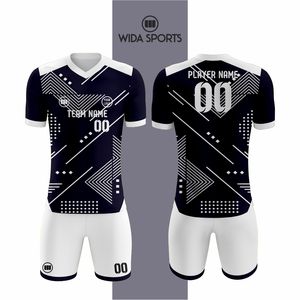 Uniformes de Fútbol Personalizados, Camisetas de Fútbol Sublimadas de Secado Rápido con Diseño Profesional - Product Image 4
