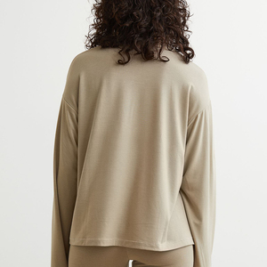 Sweat-shirt en molleton 100% coton pour femme, avec logo lettre sur le devant, chaud pour l'automne et l'hiver - Product Image 4