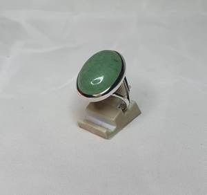 Anillo de Plata de Ley 925 hecho a mano de fresa verde, ajuste de bisel de corte ovalado, joyería fina de moda para mujeres y niñas, fiestas de boda - Product Image 1