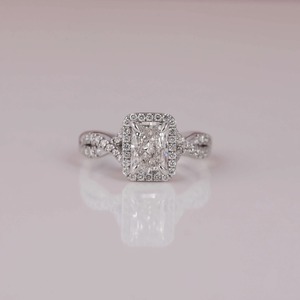 Bague de fiançailles en diamant de laboratoire, taille radiant, avec halo, pour femme, bijoux de mariage, cadeau d'anniversaire - Product Image 1