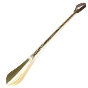 Chausse-pied classique en laiton, long, en métal, style vintage, accessoire de chaussure pour usage quotidien, aide élégante à l'habillage - Product Image 3