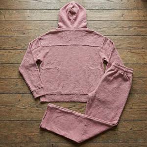 Ensemble sweat-shirt et pantalon oversize en coton texturé rose poudré vintage à bords bruts pour femmes, style bohème streetwear - Product Image 5
