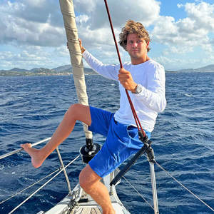 Shorts classiques pour hommes à la mode et confortables Shorts de sport personnalisés d'été décontractés pour hommes avec cordon de serrage réglable et poches latérales - Product Image 5