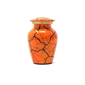 Urne en métal de style européen artisanale avec design antique pour cendres humaines pour animaux de compagnie taille et forme personnalisables urne funéraire décorative - Product Image 1