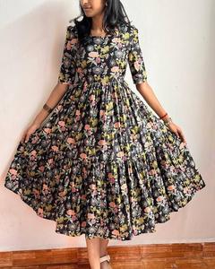 Romántico Summer Breeze Maxi Dress con mangas abullonadas Empire Waistline & A-Line Fit Floral Printed Tribal Pattern Daywear - Product Image 2