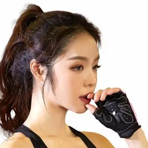 Venta al por mayor de guantes de fitness para gimnasio con logotipo personalizado de alta calidad con el mejor material nuevo estilo tarifa barata para deportes al aire libre - Product Image 4