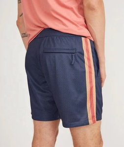Men's High Street Style Gym Shorts Custom Basketball Design Double-<b>Layer</b> Summer Wear Beach Mesh Shorts - Product Image 2