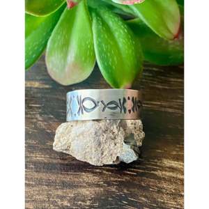 Handmade Navajo Sterling <b>Silver</b> Band <b>Ring</b> Statement <b>Boho</b> Ethnic Geometric Design Cut Stone Dainty and Everyday Wear Size 14 - Product Image 1