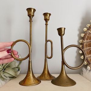 Juego de 3 Candelabros Cónicos de Metal Dorado Modernos al por Mayor, Soportes Decorativos de Latón para Velas de Pilar, para Diseño de Interiores y Festividades - Product Image 6