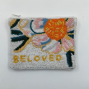 กระเป๋าเก็บของทรงสี่เหลี่ยมผืนผ้าสำหรับเดินทาง ทำจากผ้าฝ้ายและหวาย  รุ่น YE 1201 ของ YASHVI EXPORTS  ตกแต่งด้วยลูกปัดแบบวินเทจ  ลายกุญแจ  งานฝีมือประณีต - Product Image 1