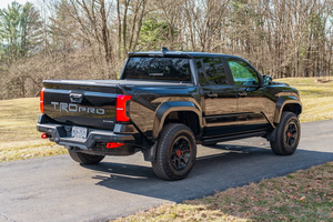(W&T) PROMOCIÓN Venta de Toyota Tacoma 2024 Usada, Negra, Doble Cabina, 4x4, i-Force Max 2.4L Turbo-Four Performance, Camioneta Usada - Product Image 5