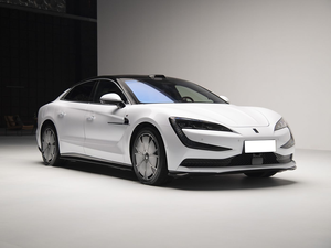 Nuevo Vehículo Eléctrico de Lujo con Tracción en las Cuatro Ruedas para Sudamérica, Modelo 2025 - Product Image 3