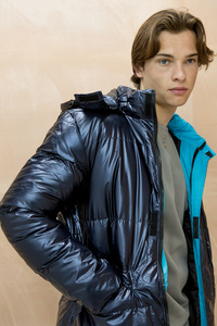 Chaqueta de Invierno Acolchada para Hombre, de Alta Calidad, con Capucha, Impermeable, Transpirable, Relleno de Algodón, Servicio OEM, Venta al Por Mayor - Product Image 4