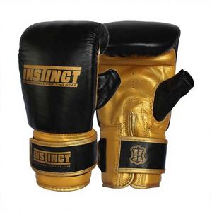 ถุงมือหนังกันน้ำสำหรับผู้ใหญ่ถุงมือชกมวยสำหรับฝึกซ้อมป้องกันสำหรับผู้ใหญ่โลโก้ที่ปิดตะขอเกี่ยวได้สูง - Product Image 1