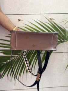 Sac à main en cuir sculpté à la main, sac bandoulière, style bohème gypsy, nouvelle arrivée, sac à main artisanal, style western, design à carreaux - Product Image 5