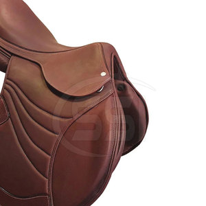 Silla de Montar Inglesa para Equitación al Aire Libre con Diseño Ergonómico para la Comodidad del Jinete y del Caballo 2026 - Product Image 4